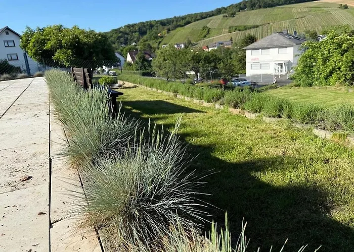 Romantic Getaway With Pool & Panoramic Vineyards *