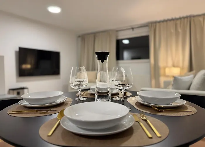 Romantic Getaway With Pool & Panoramic Vineyards Apartmán *